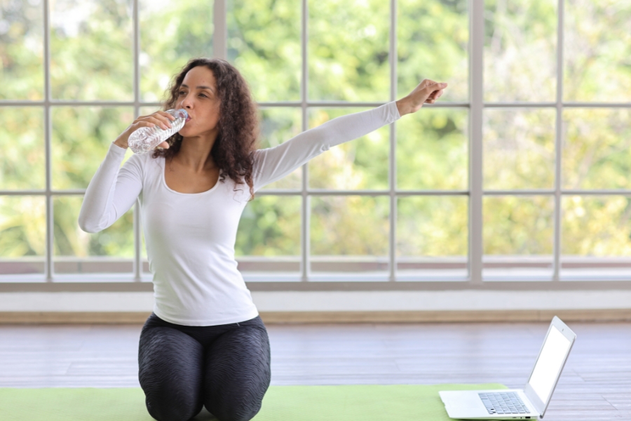 Cara Menghitung Kebutuhan Cairan Tubuh dengan Rumus Watson